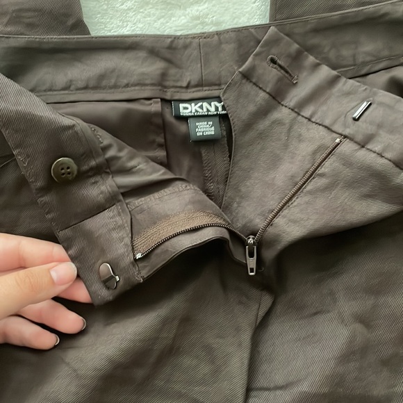 DKNY Brown Pants size 2 - Picture 3 of 11